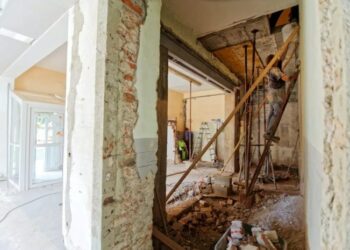 House Demolition Checklist: A Step-by-Step Guide